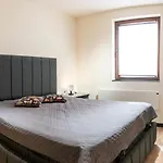 Apartment Luxe View I *