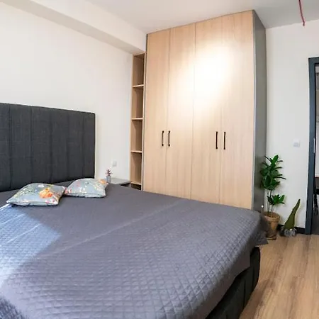 Luxe View I Apartment *